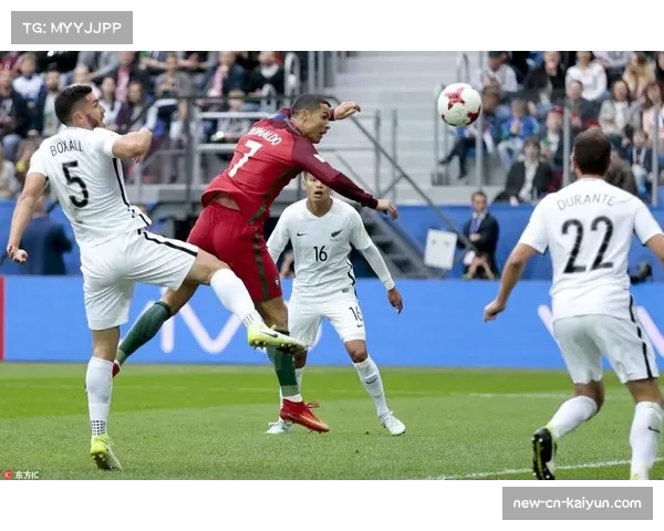 C罗多次头球攻门 展现出色抢点能力与意识